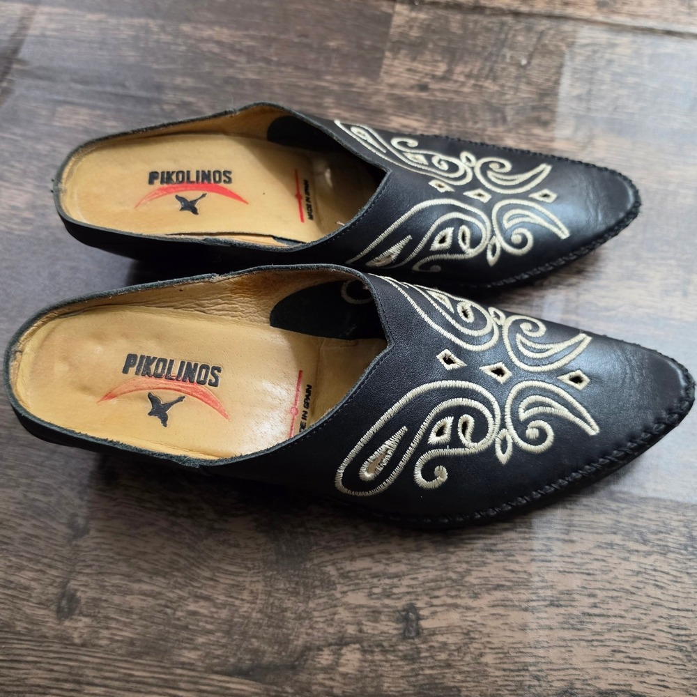 PIKOLINOS Mules Women 37 Black Leather Embroidered Pointed Toe Kitten Heel Spain